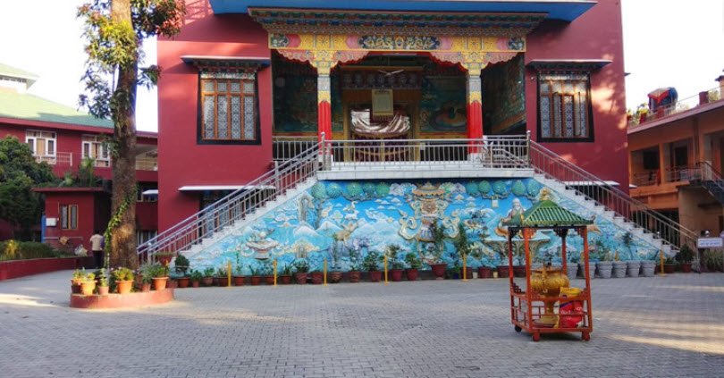 Sakya Centre Buddhist Monastery, Dehradun, Uttarakhand - Vushii.com